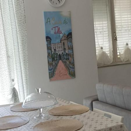 A Casa Di Tilla Napoli Esterno foto